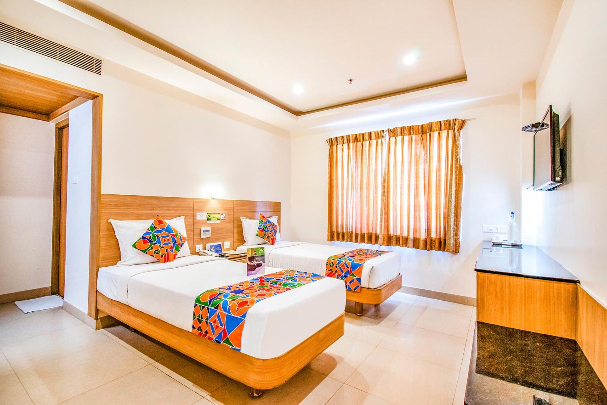 Fabhotel Prime Royal Castle Gandhipuram Coimbatore Extérieur photo